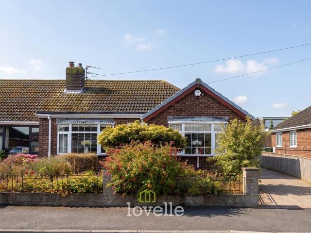Bungalow for sale in North East Lincolnshire