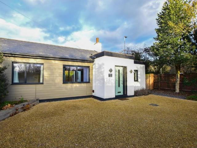 Bungalow for sale in Arbury, Cambridgeshire