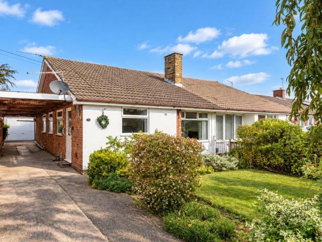 Bungalow for sale in High Field, York