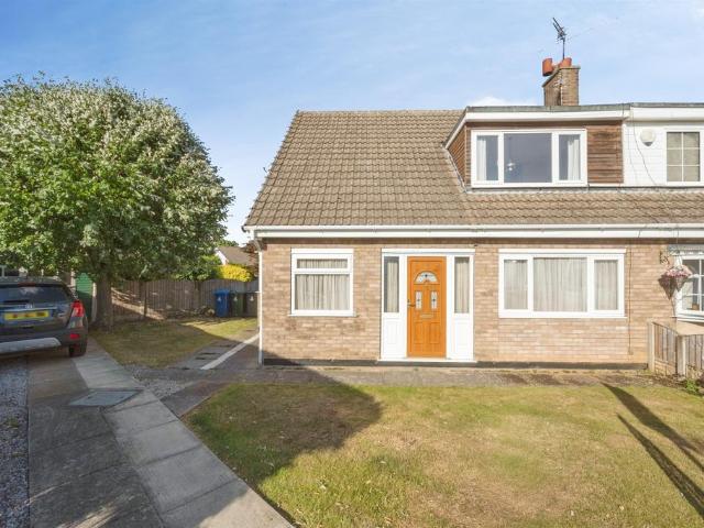 Bungalow for sale in Armthorpe, South Yorkshire