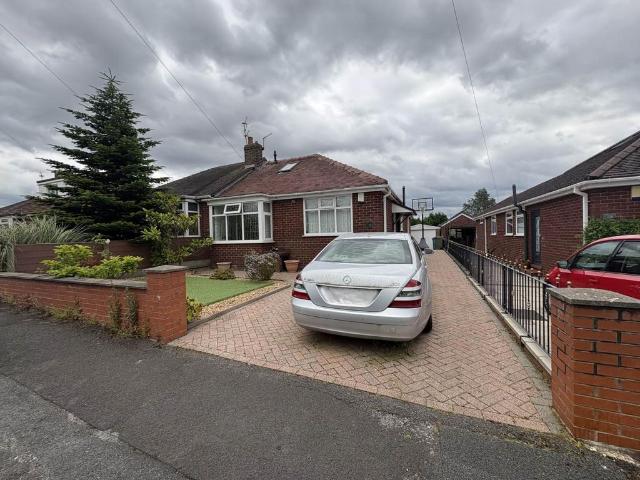 Bungalow for sale in Chadderton Fold, Pendock