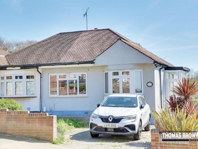 Bungalow for sale in St Paul's Cray, Greater London