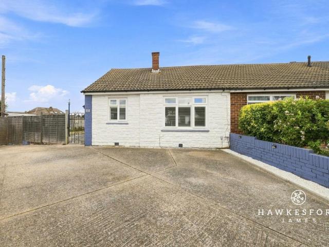 Bungalow for sale in Chalkwell, Oad Street