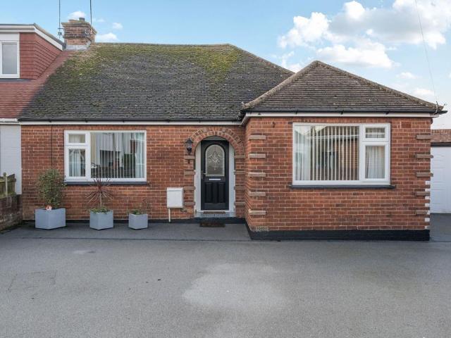 Bungalow for sale in Chilton, Acol