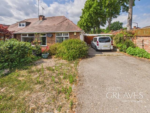 Bungalow for sale in Gedling, East Midlands