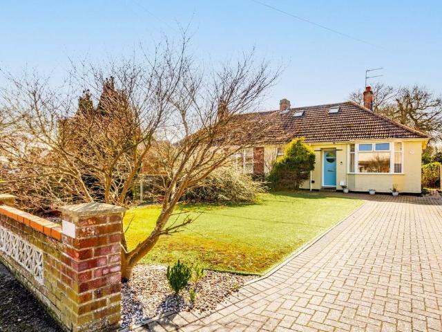 Bungalow for sale in Eastbridge, Suffolk