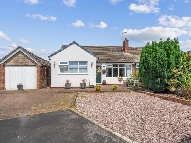 Bungalow for sale in Union Bank, St Helens