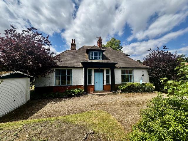 Bungalow for sale in Belleau, Lincolnshire