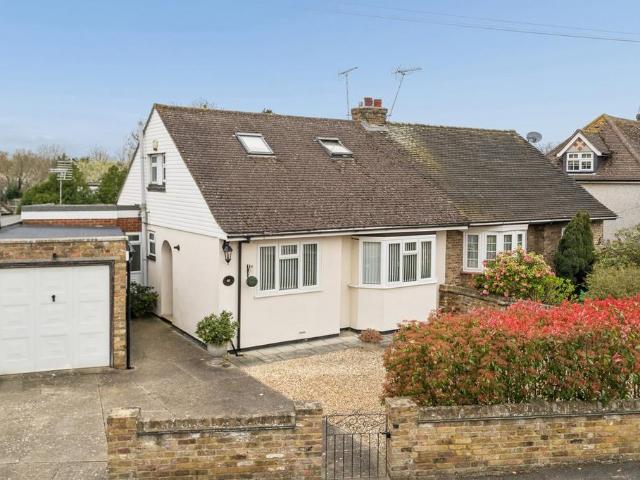 Bungalow for sale in Iver, Iver Heath
