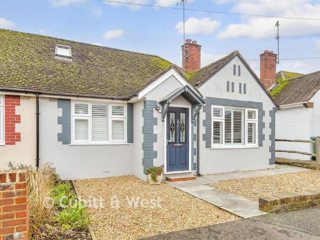 Bungalow for sale in Roffey, Horsham