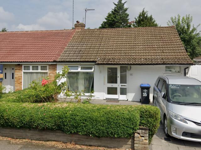Bungalow for sale in Sudbury, Greater London