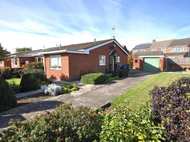 Bungalow for sale in Thorne, Doncaster