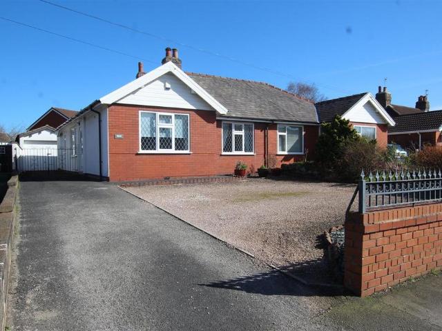Bungalow for sale in Firbank, Lancashire