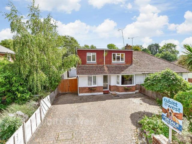Bungalow for sale in Arundel, Clapham