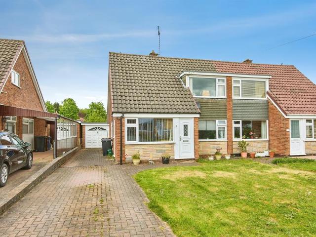 Bungalow for sale in Beamhurst, Staffordshire