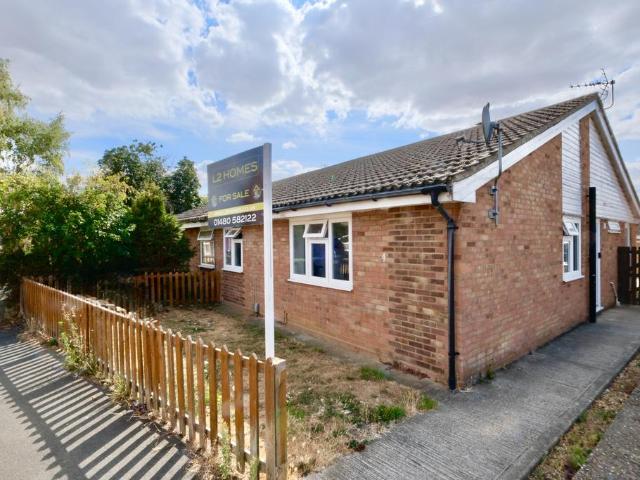 Bungalow for sale in Huntingdon, Cambridgeshire