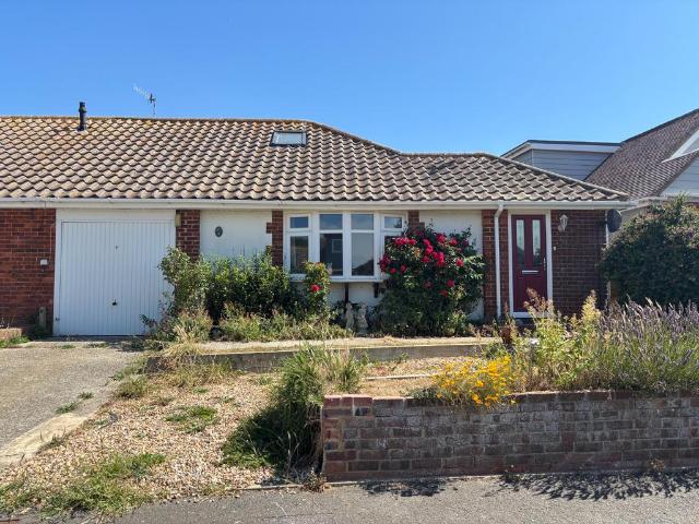 Bungalow for sale in Littlecote, West Sussex