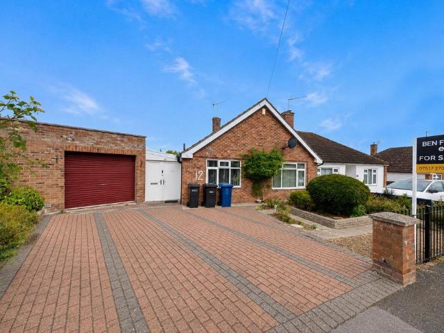 Bungalow for sale in St. Ives, Huntingdon