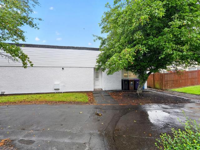 Bungalow for sale in Kilwinning, Scotland