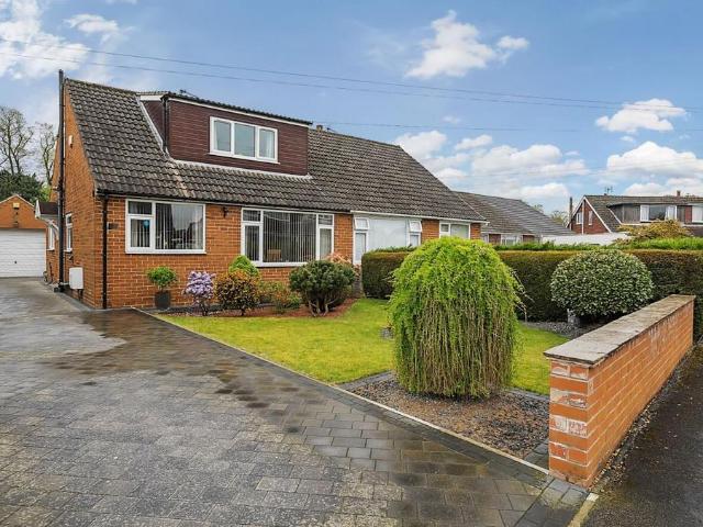 Bungalow for sale in Hambleton, North Yorkshire