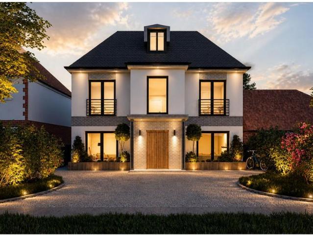Bungalow for sale in St Albans, Five Acres
