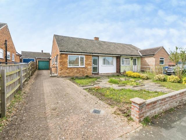 Bungalow for sale in Eastbridge, Suffolk