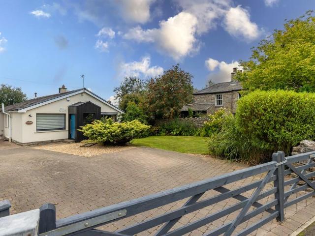 Bungalow for sale in Silverdale, Bare