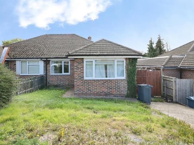 Bungalow for sale in Hilltop, Lye Green