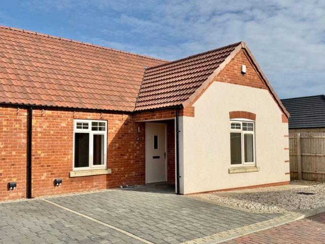 Bungalow for sale in Nunsthorpe, Bradley