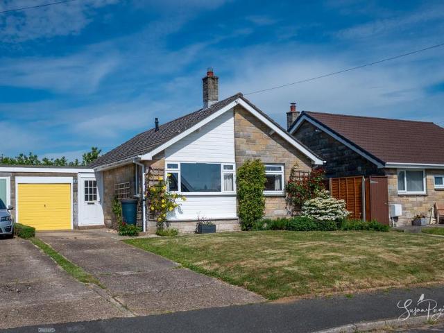 Bungalow for sale in Wootton Bridge, Isle Of Wight