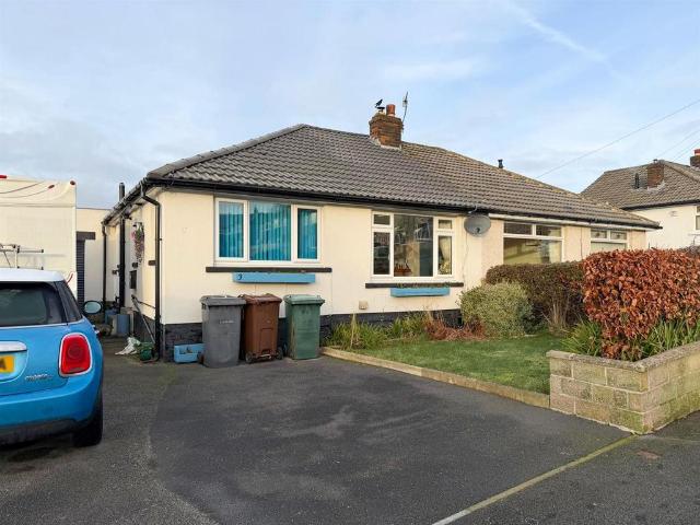 Bungalow for sale in West Yorkshire