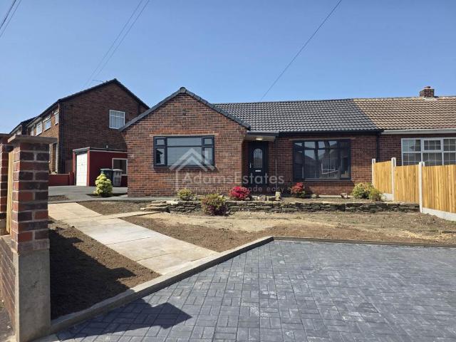 Bungalow for sale in Hanging Heaton, Dewsbury