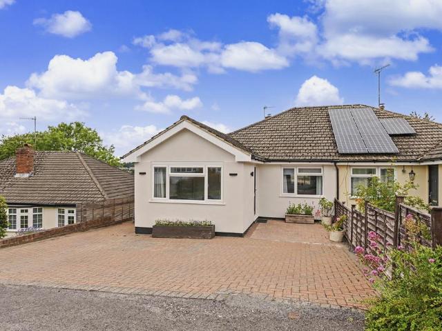 Bungalow for sale in Hilltop, Lye Green
