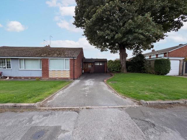 Bungalow for sale in Carlton in Lindrick, Bassetlaw
