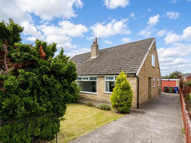Bungalow for sale in South Lackenby, Lazenby