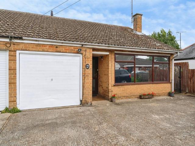 Bungalow for sale in Four Gotes, Cambridgeshire