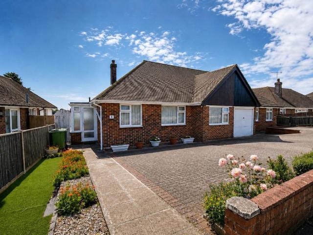 Bungalow for sale in Pebsham, Heathlands