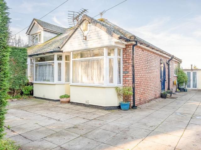 Bungalow for sale in Roby Mill, Lancashire