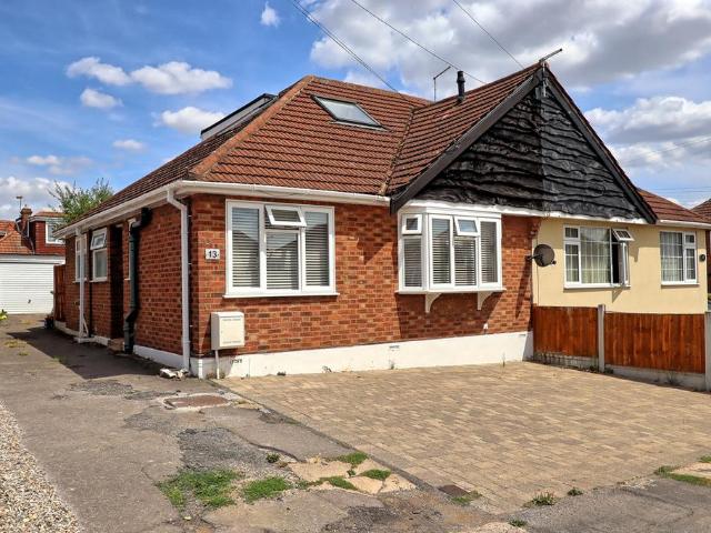 Bungalow for sale in Great Burstead, Essex