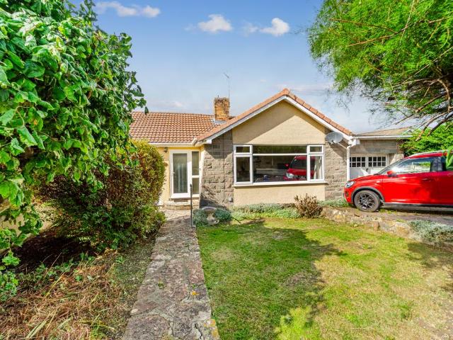 Bungalow for sale in Locking Parklands, Locking