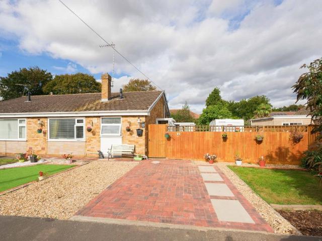 Bungalow for sale in Boston