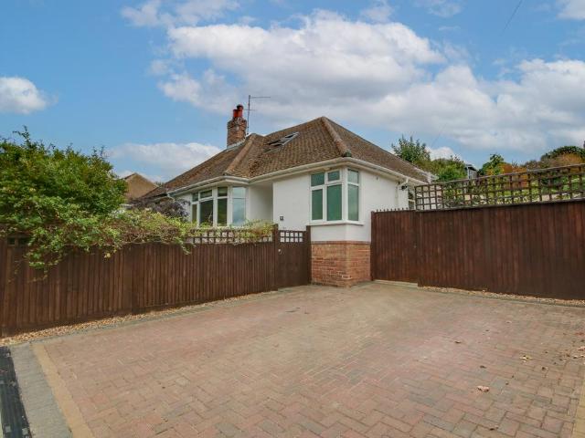 Bungalow for sale in Itchen, City Of Southampton