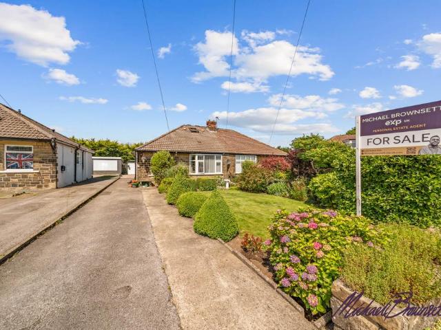 Bungalow for sale in Town End, West Yorkshire