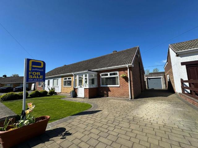 Bungalow for sale in North Lodge