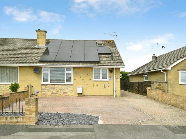 Bungalow for sale in Nythe, Rodbourne