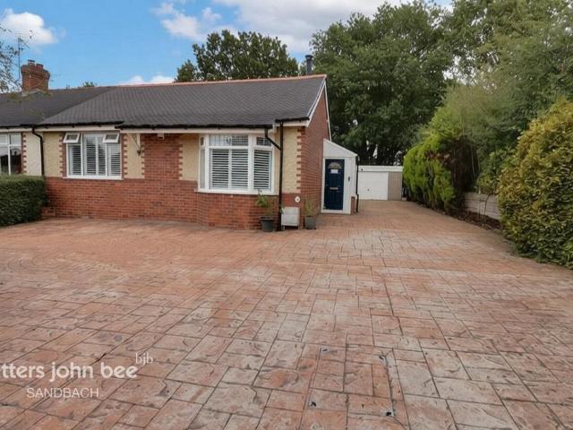 Bungalow for sale in Wheelock, Sandbach