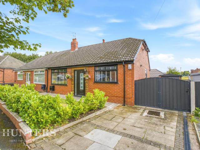 Bungalow for sale in Pendock, Greater Manchester