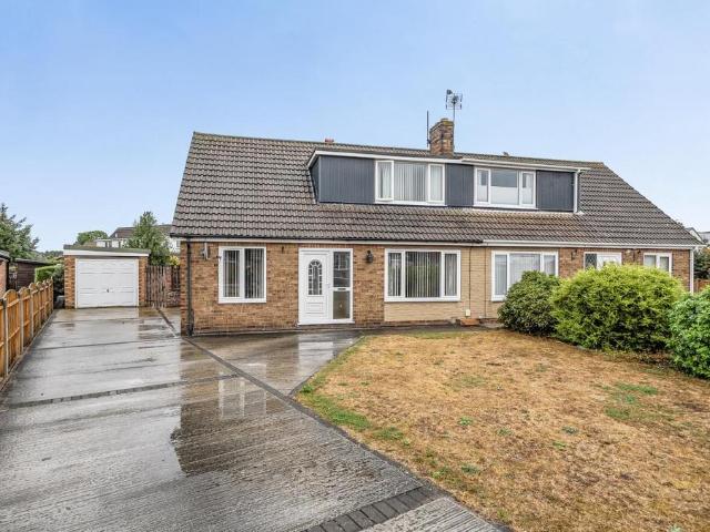 Bungalow for sale in Brayton
