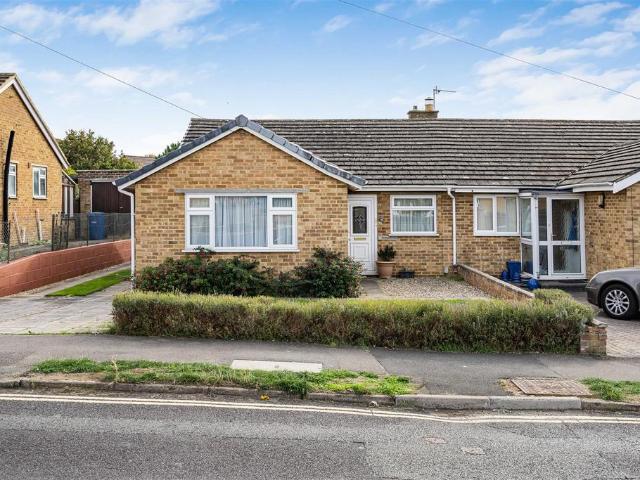 Bungalow for sale in Bicester, Cherwell
