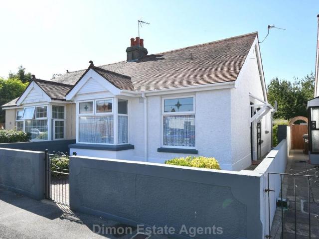 Bungalow for sale in Middlecroft, Hampshire